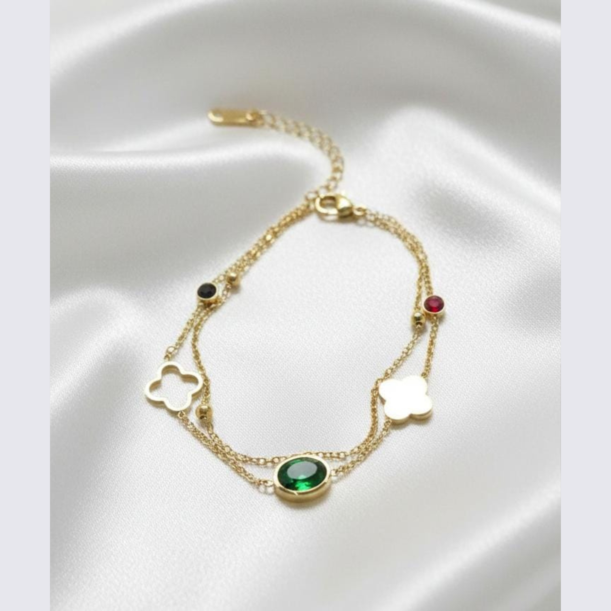Emerald Stone & Clover Charms Bracelet