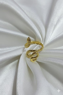 Adjustable Textured Statement Ring